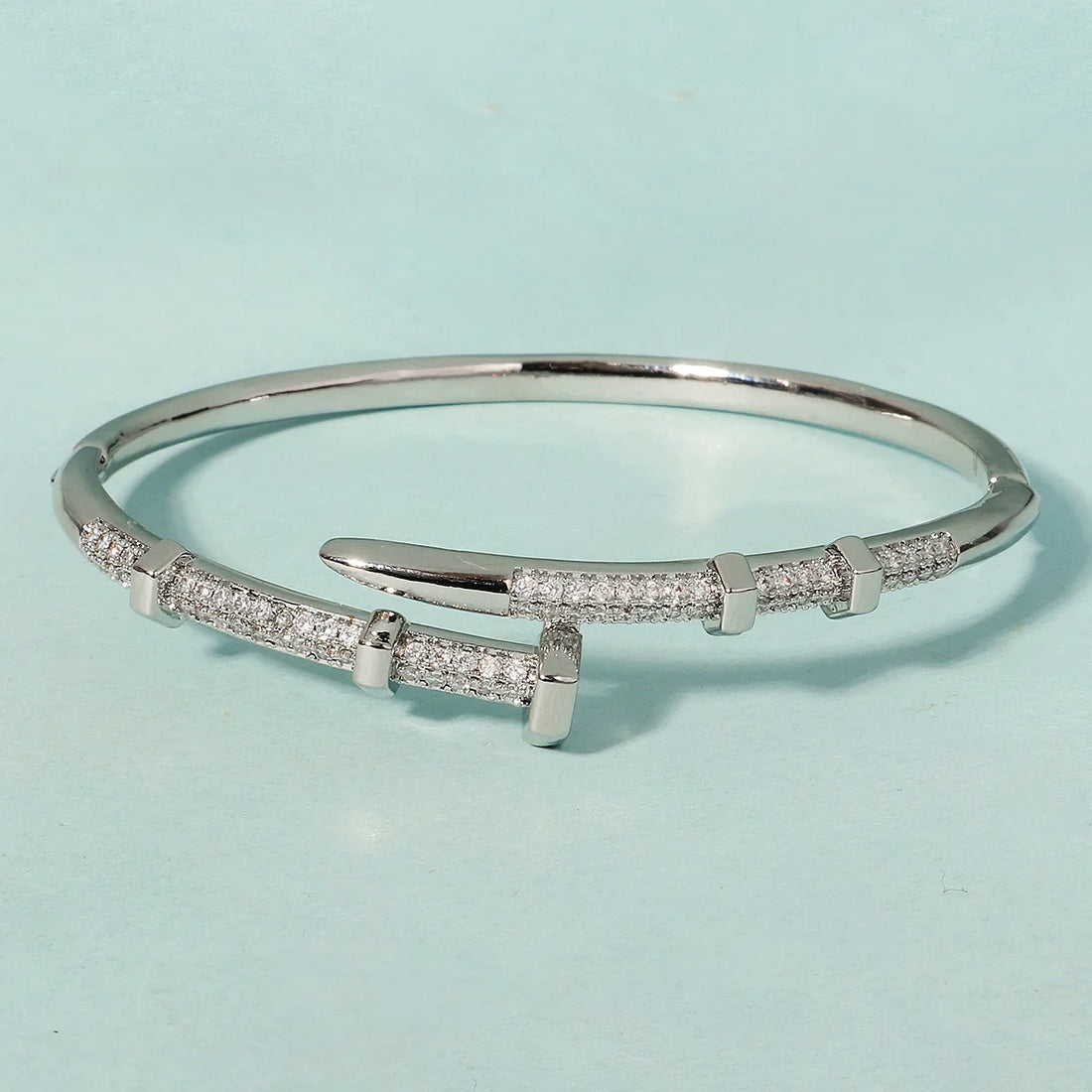 Efily Bridal Trendy Stainless Steel Classic Woman's Bracelet