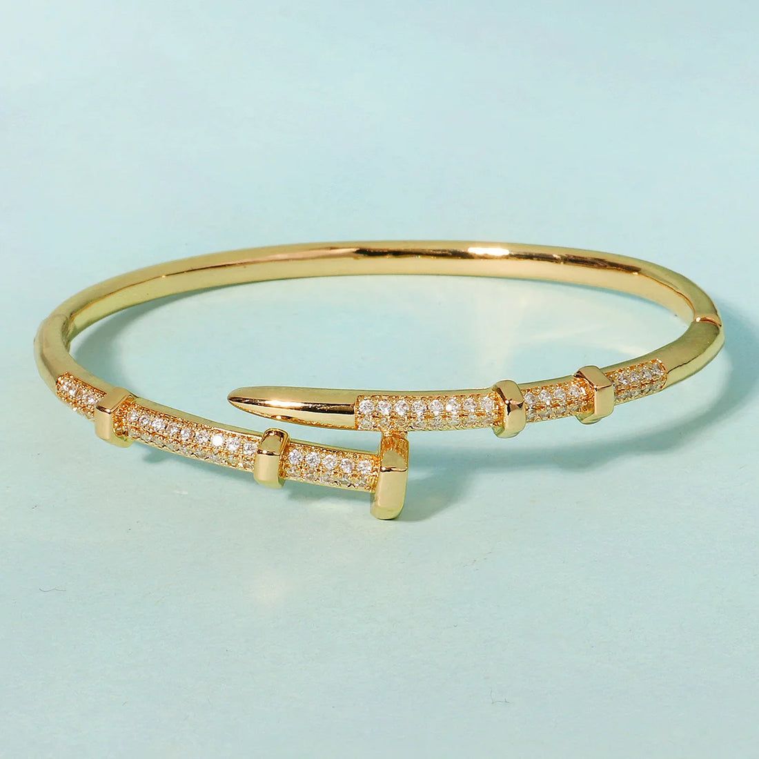 Efily Bridal Trendy Stainless Steel Classic Woman's Bracelet