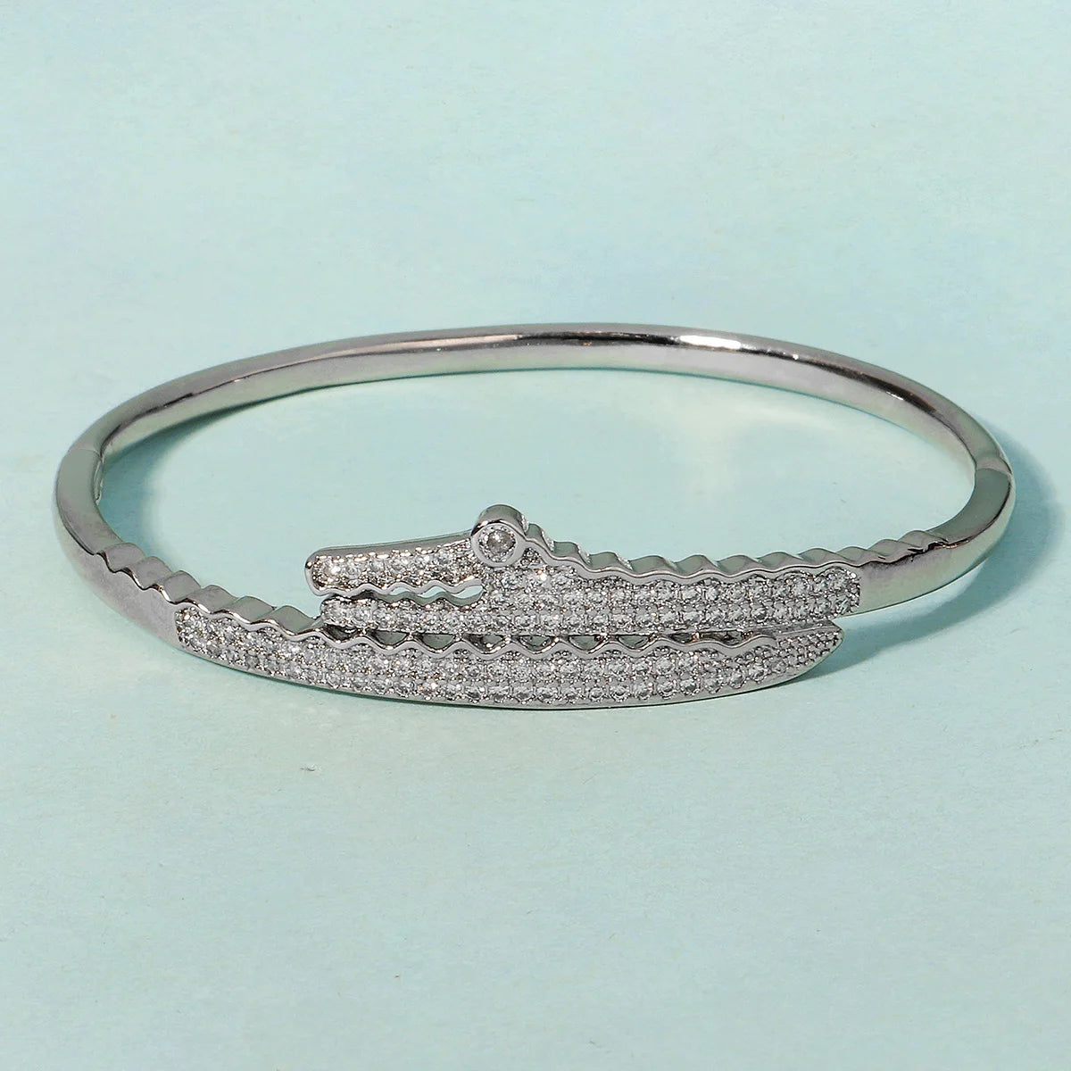 Efily Bridal Trendy Stainless Steel Classic Woman's Bracelet