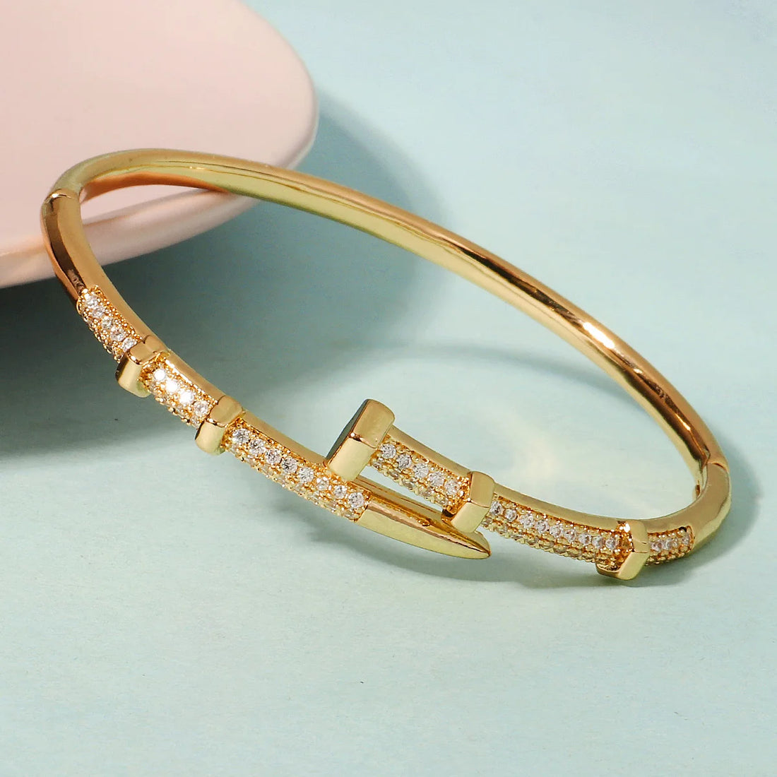 Efily Bridal Trendy Stainless Steel Classic Woman's Bracelet